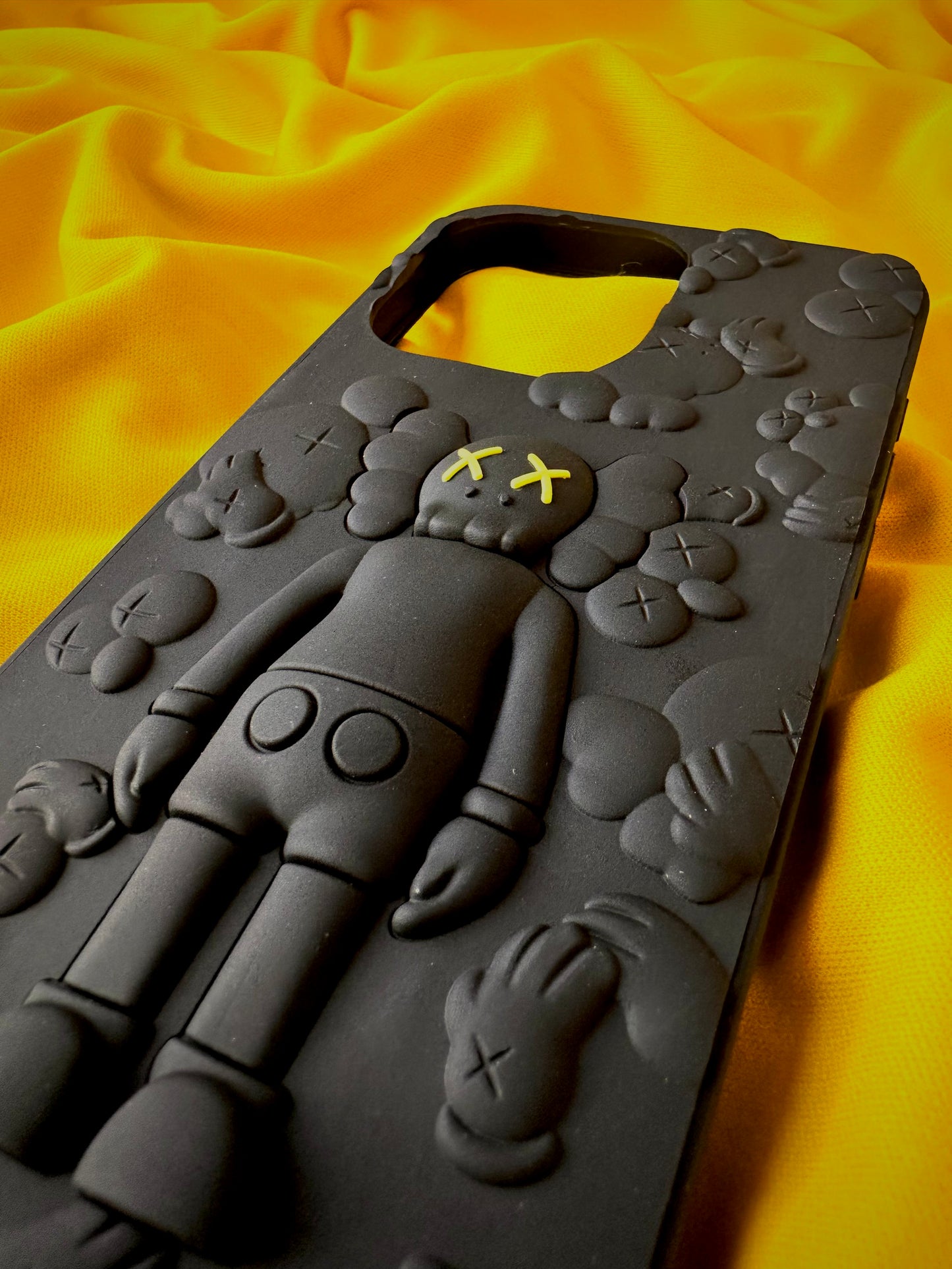 Kaws 3D all black