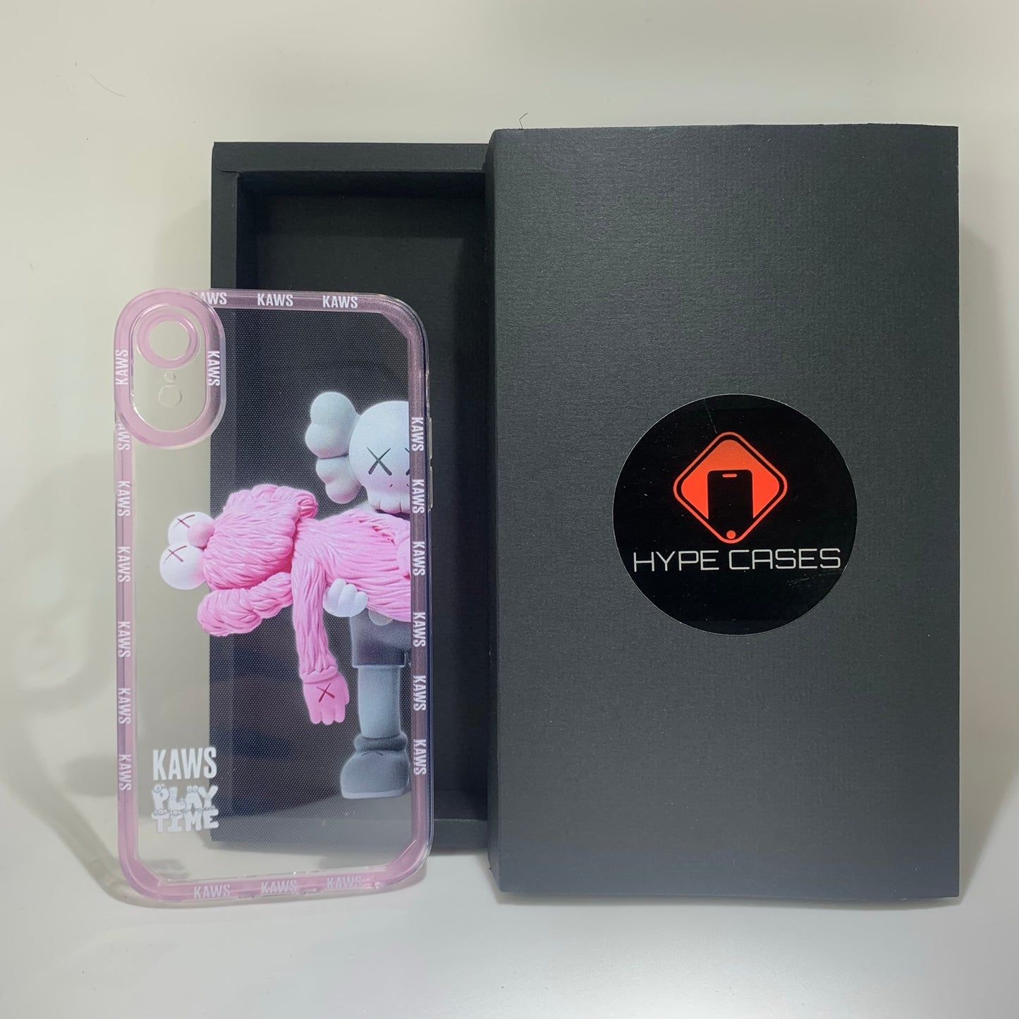 Kaws Transparente Rosa