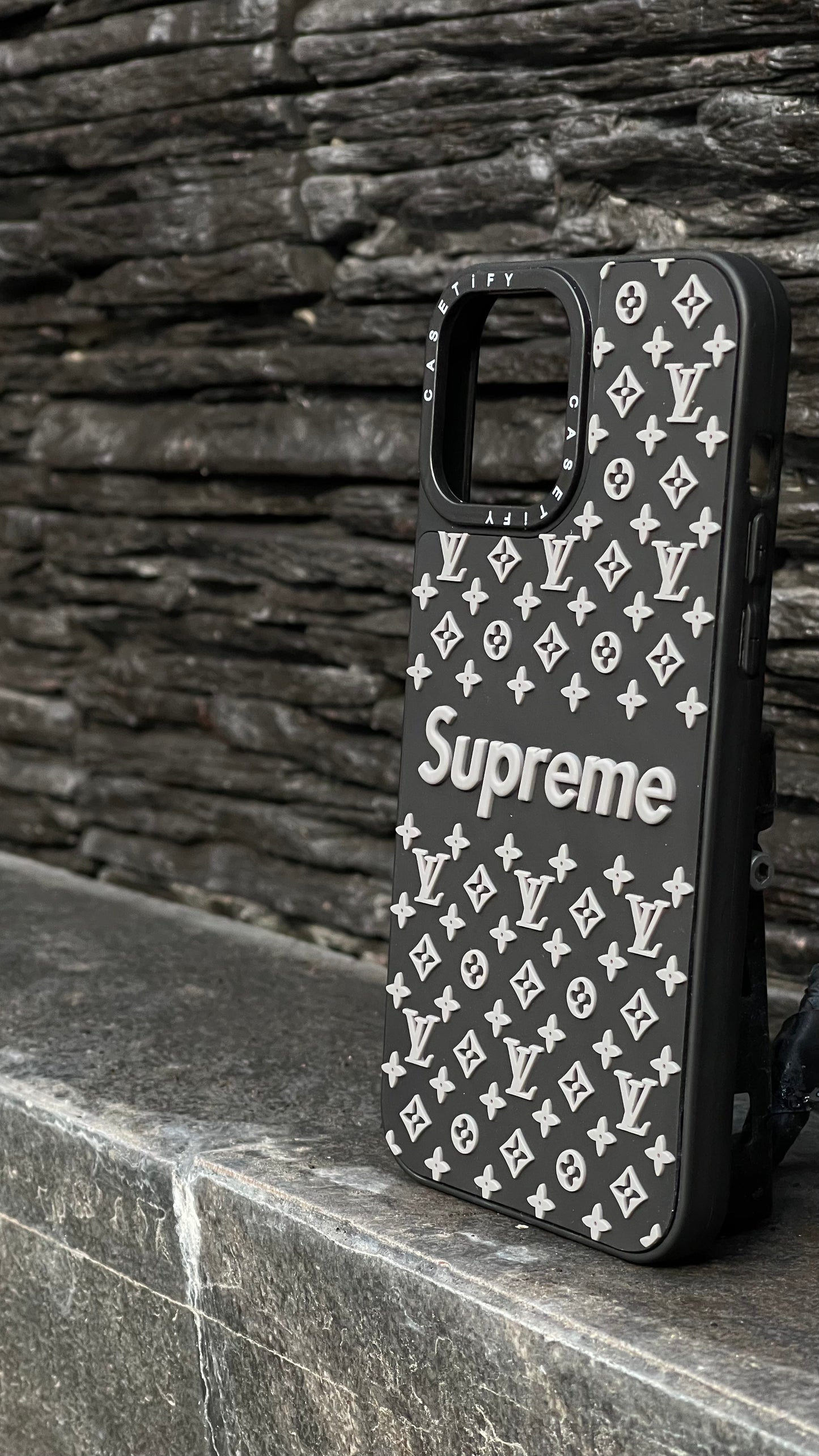 Supreme X LV black