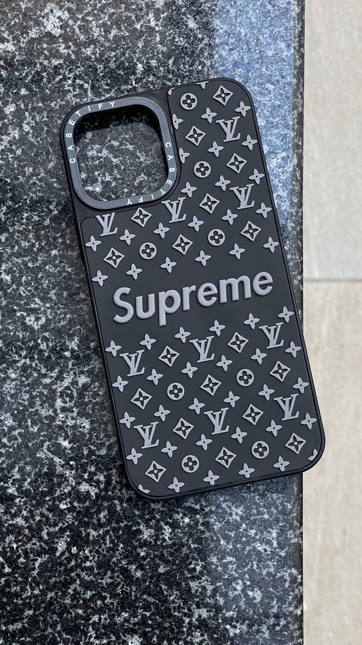 Supreme X LV black