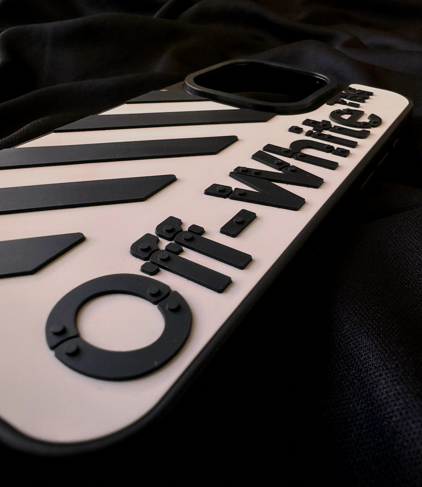 Off white blanca