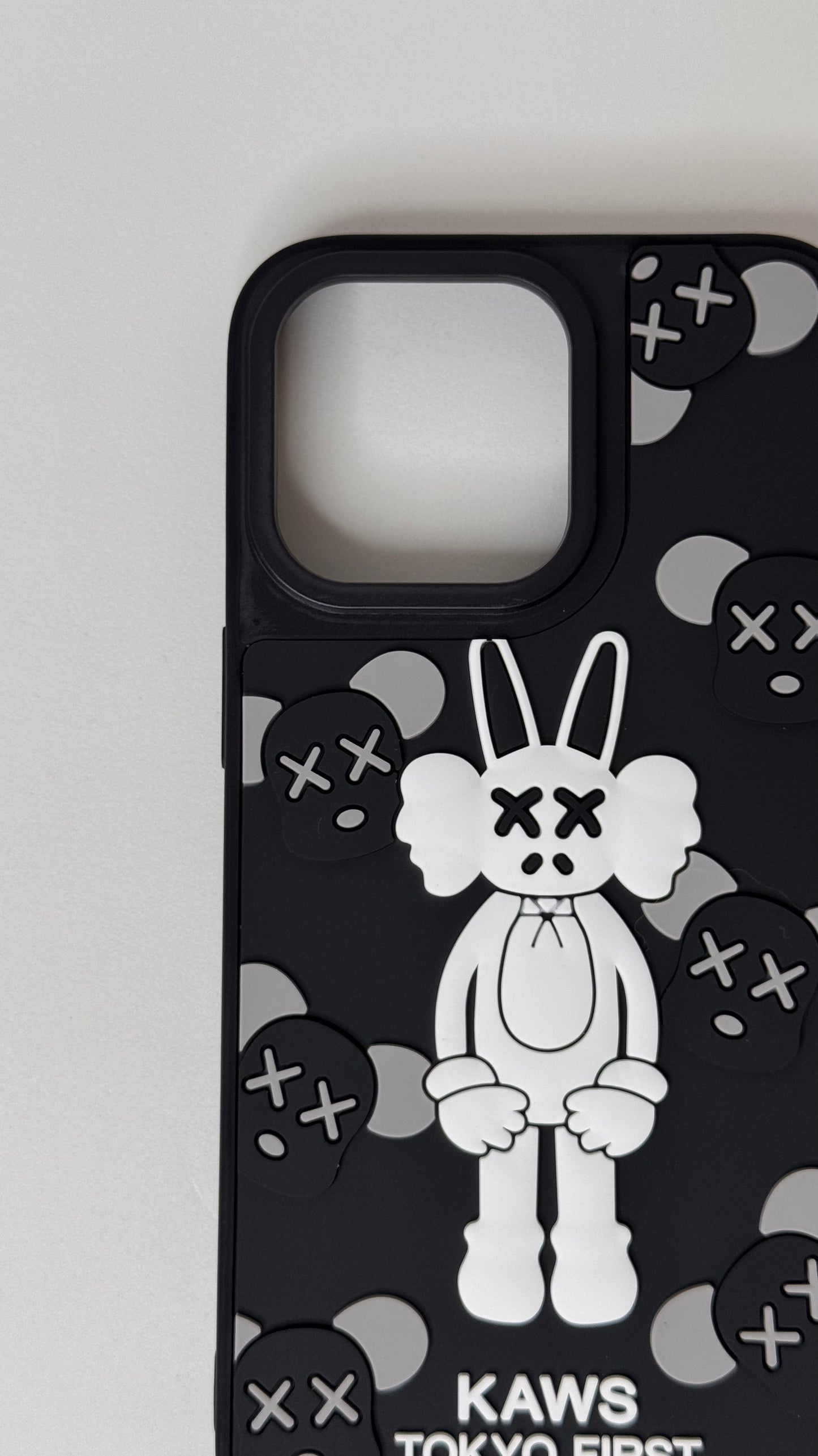 Kaws black Tokyo First