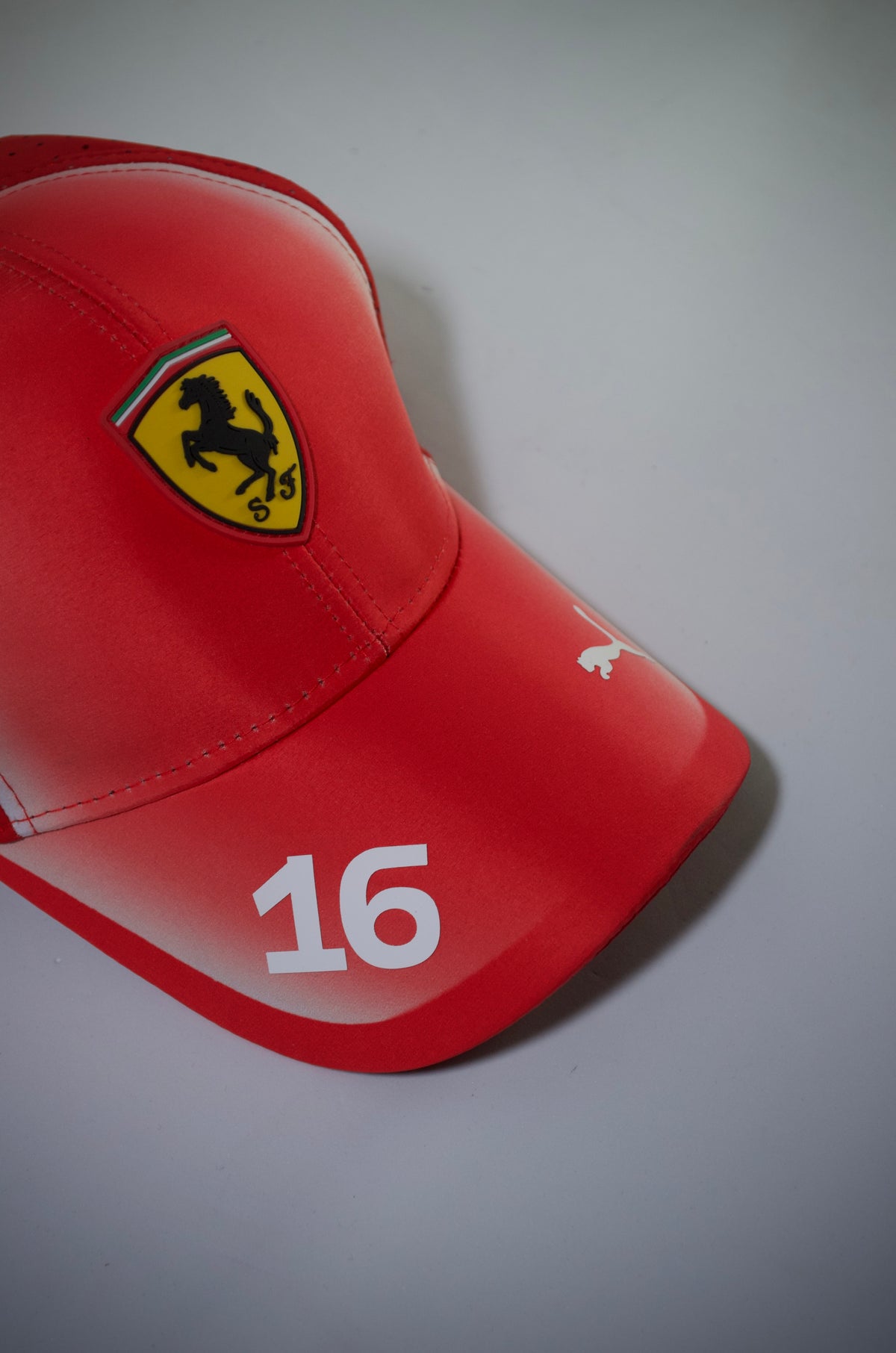 Gorra Ferrari F1 roja
