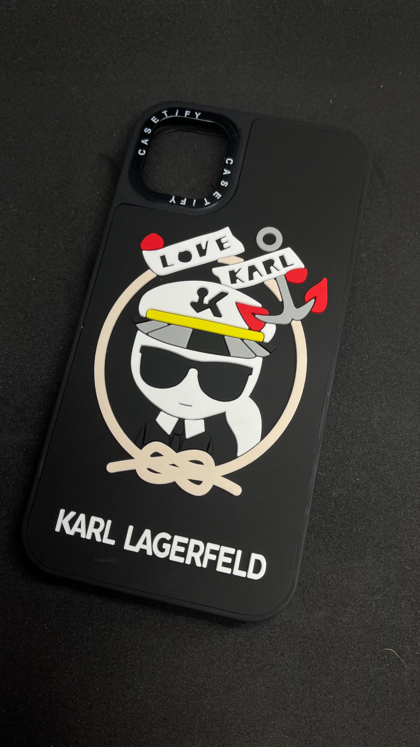 Karl Lagerfeld Black